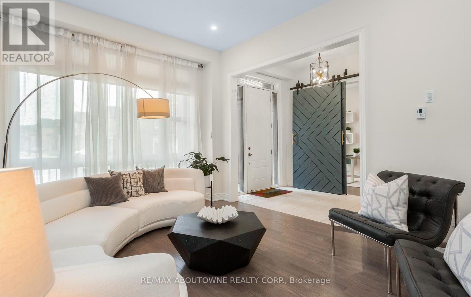 3294 MILLICENT AVENUE Image 5