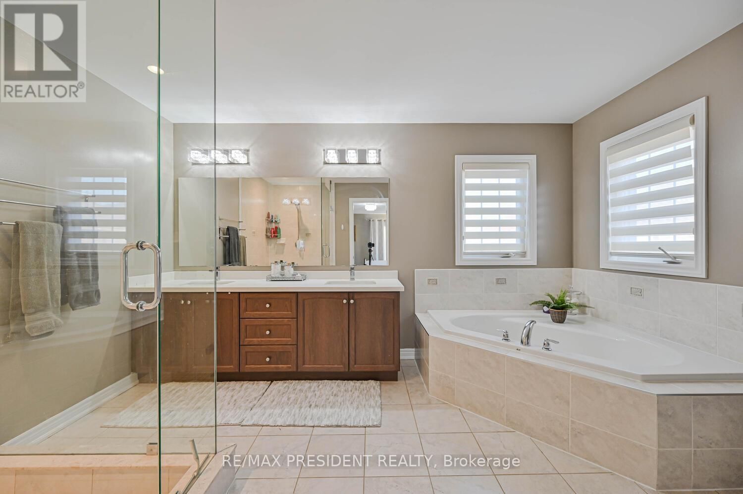 65 PARITY ROAD Image 25