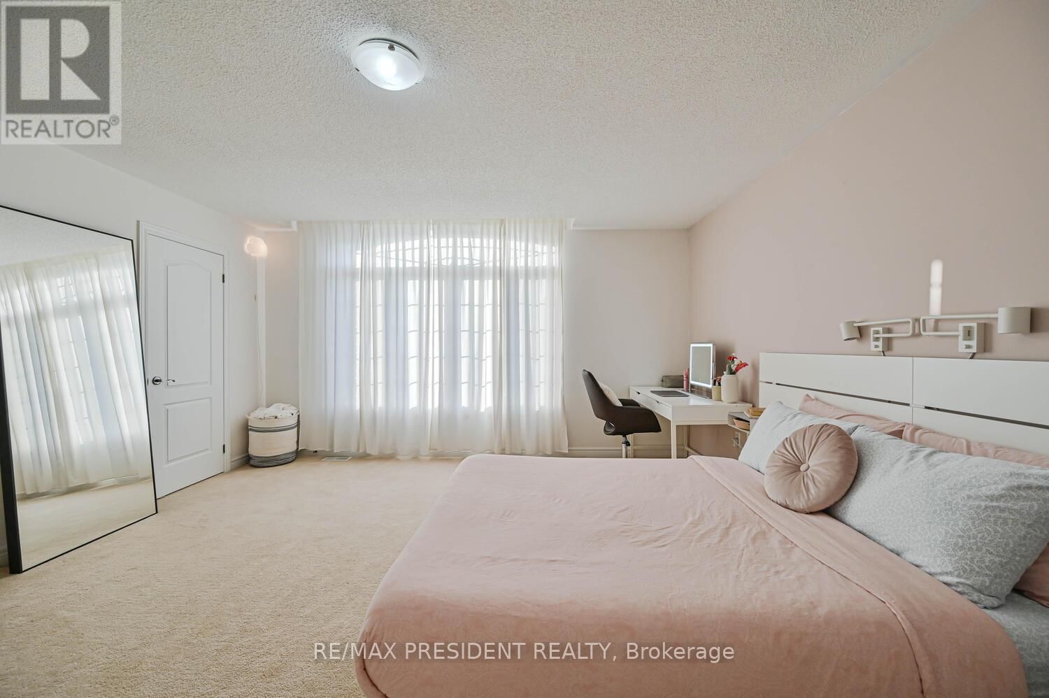 65 PARITY ROAD Image 27