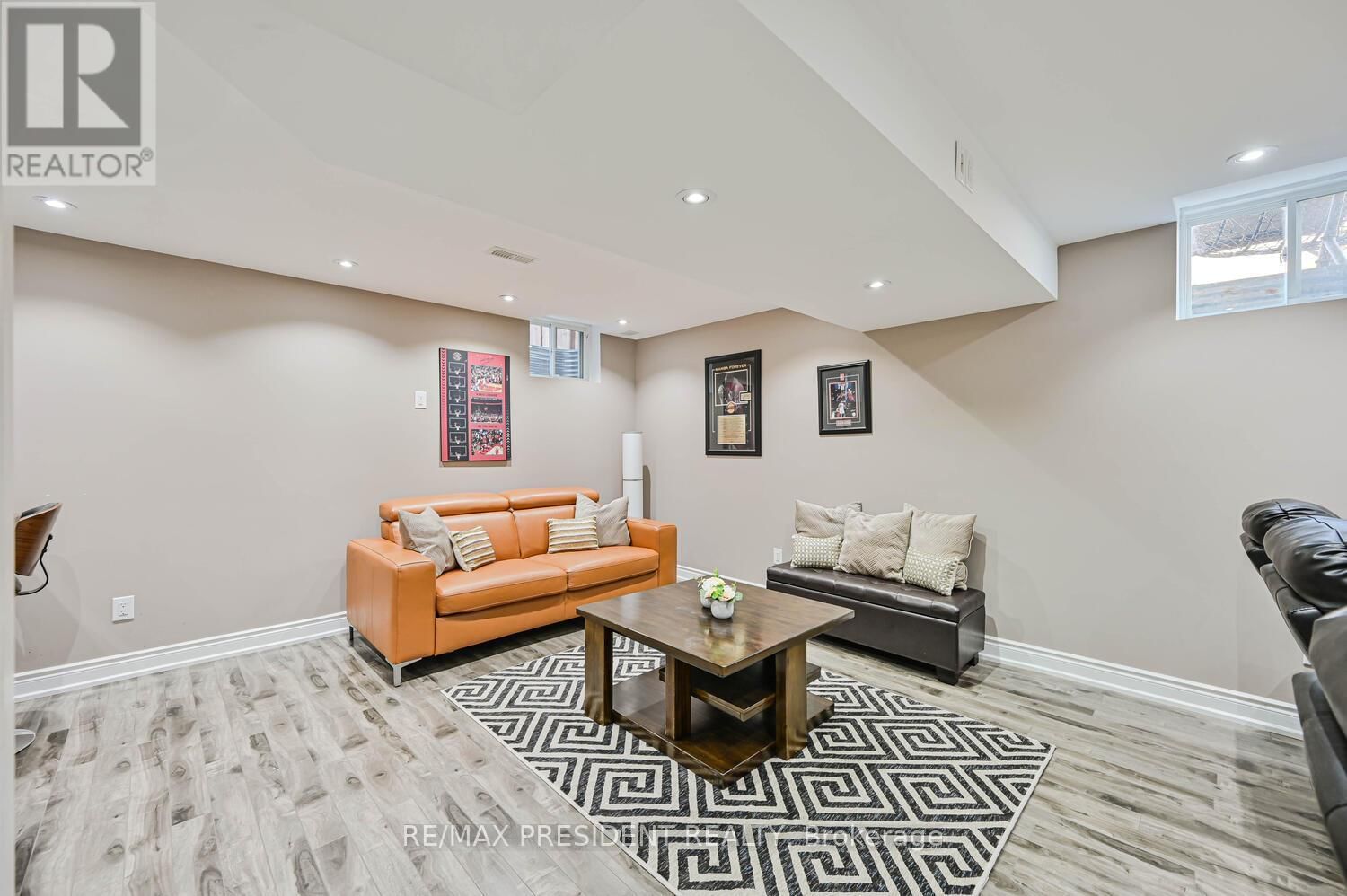 65 PARITY ROAD Image 38