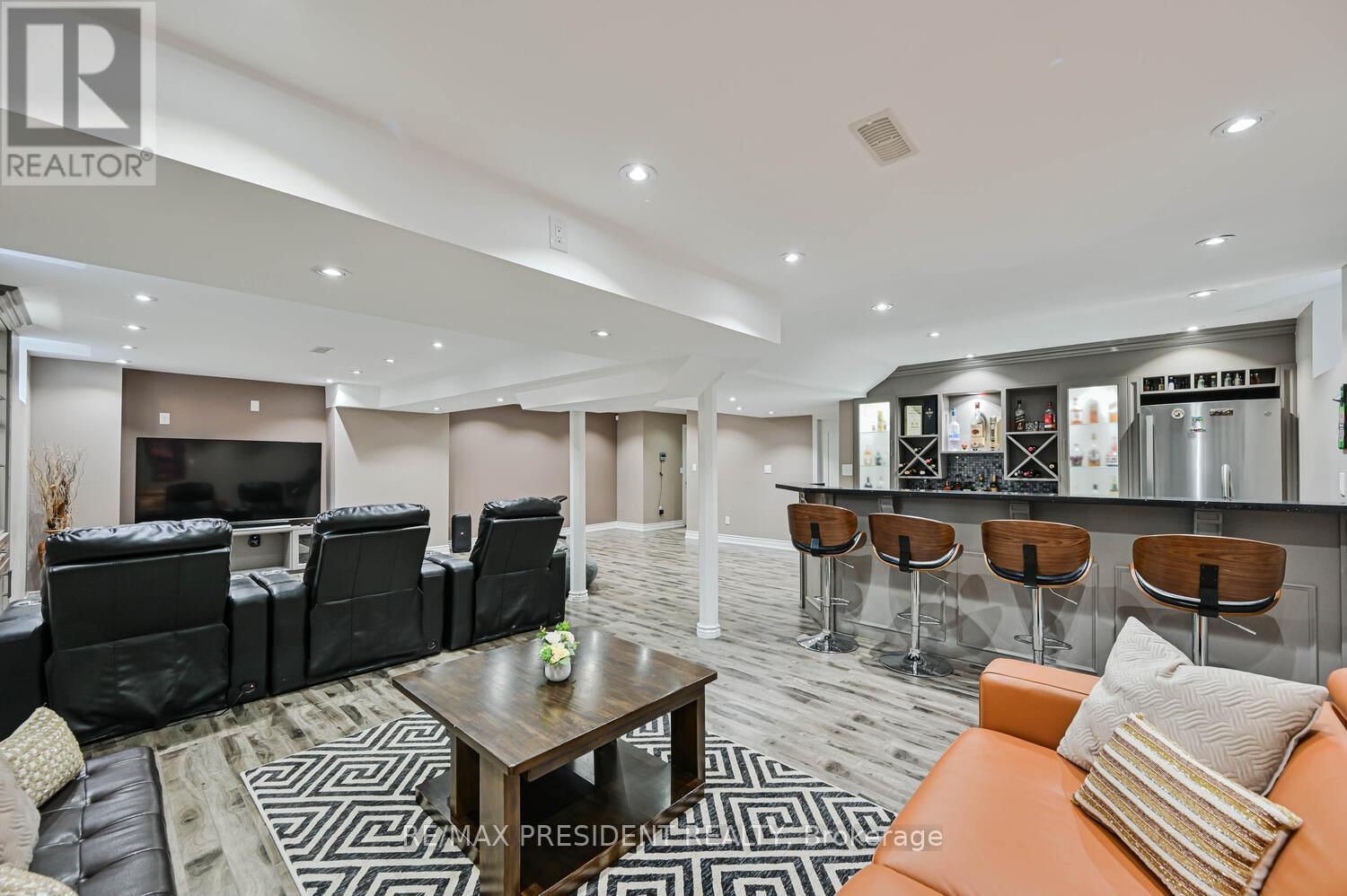 65 PARITY ROAD Image 40