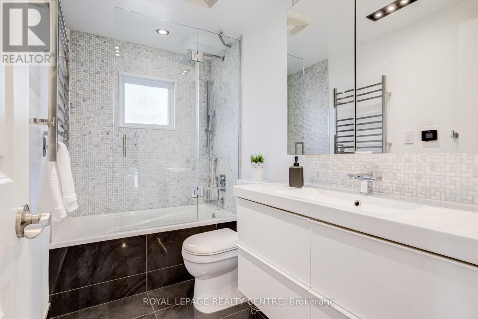 2590 BROMSGROVE ROAD Image 28