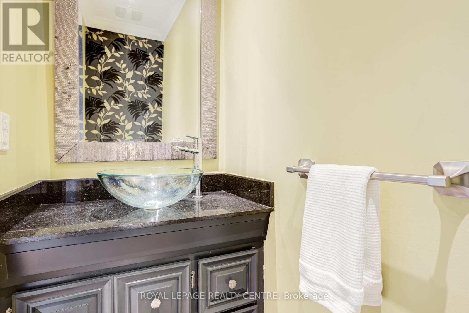 2590 BROMSGROVE ROAD Image 9