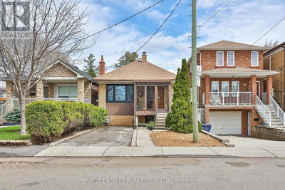 231 Bicknell Avenue | Toronto (Keelesdale-Eglinton West) | Image