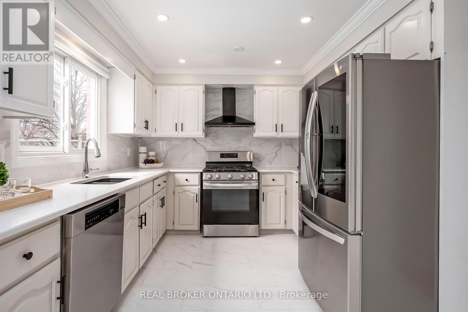 2152 HEIDI AVENUE Image 25