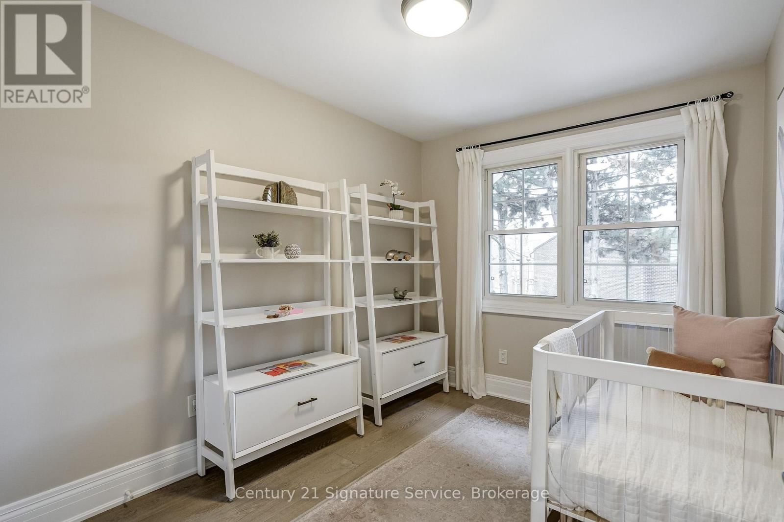 22 - 2120 RATHBURN ROAD EAST Image 25