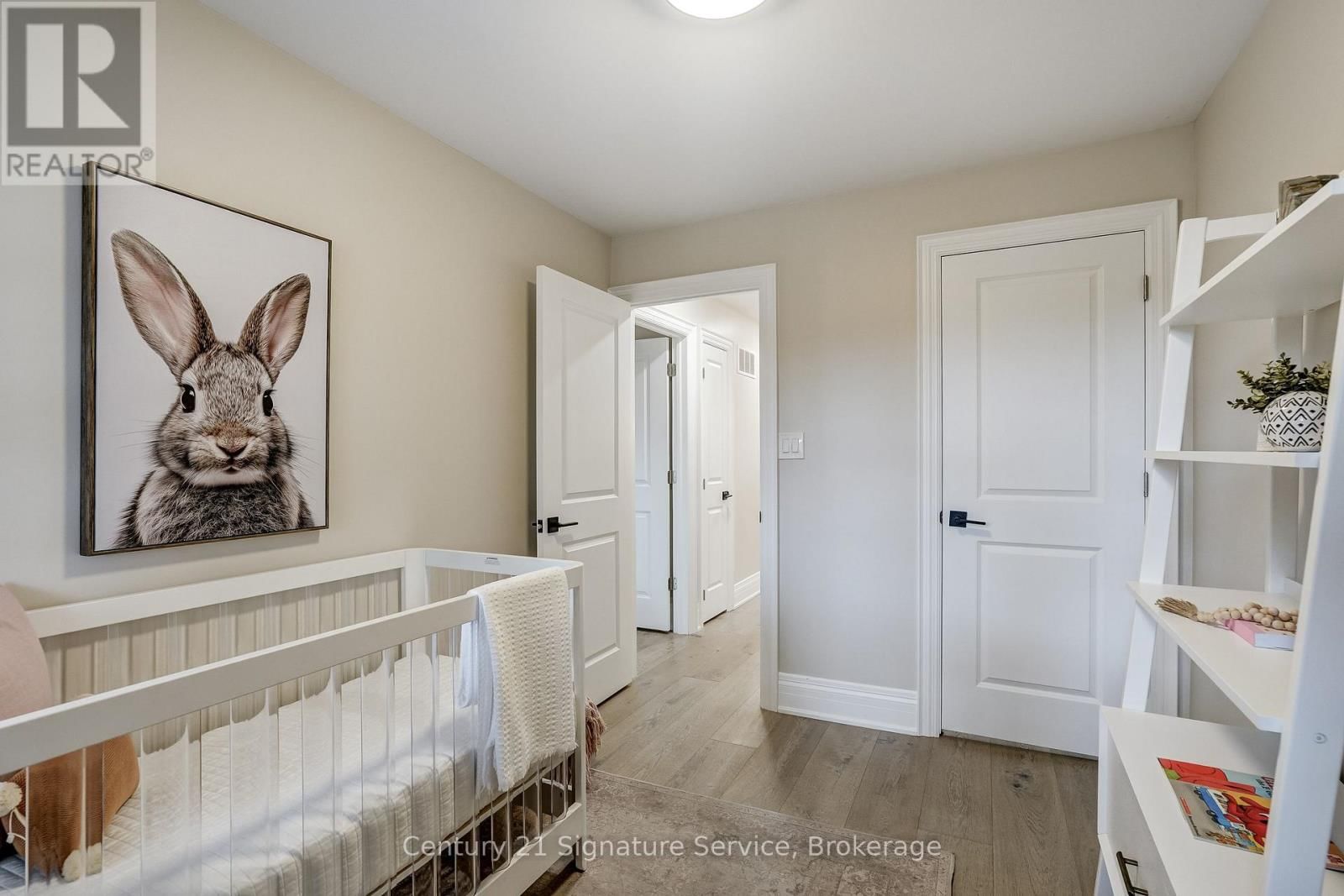 22 - 2120 RATHBURN ROAD EAST Image 27