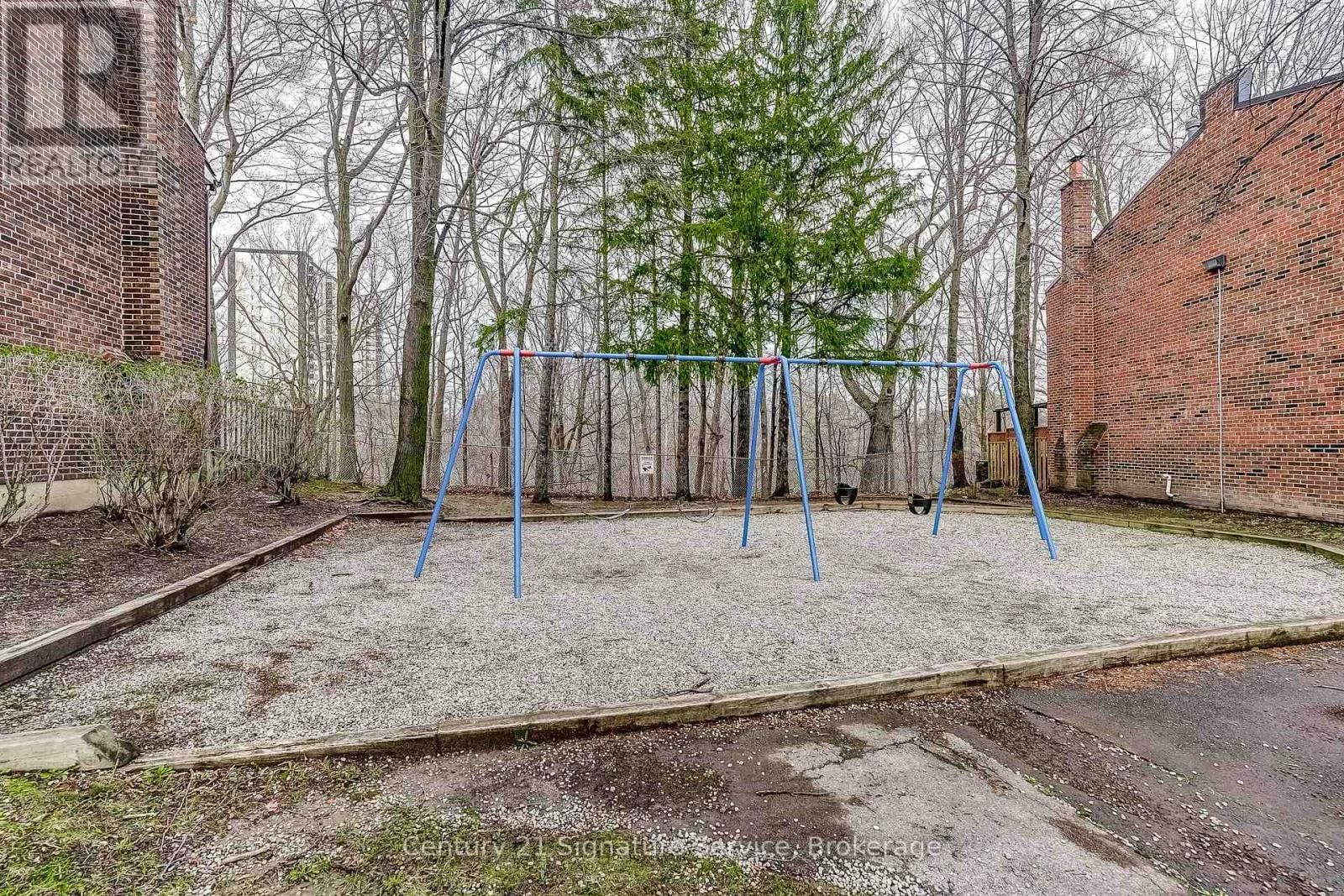 22 - 2120 RATHBURN ROAD EAST Image 48