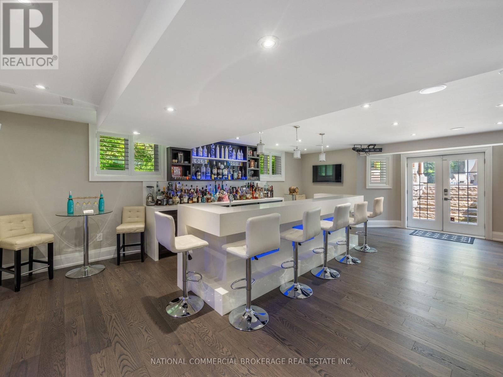 10088 OLD PINE CREST ROAD Image 22