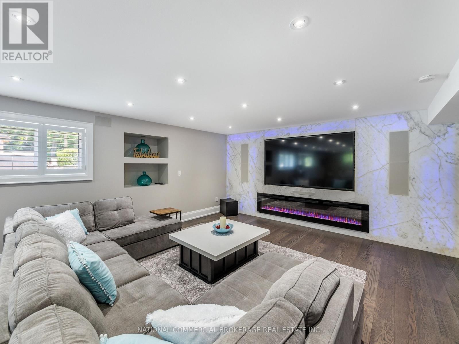 10088 OLD PINE CREST ROAD Image 23