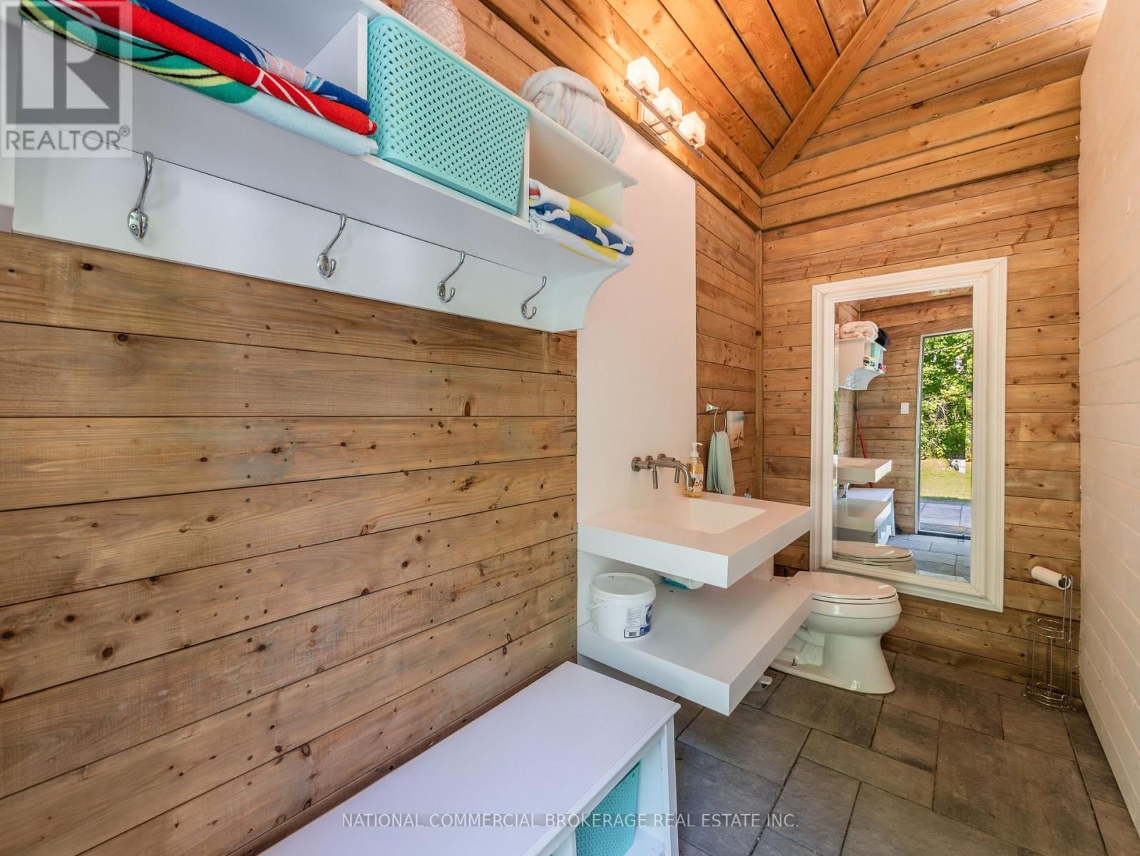 10088 OLD PINE CREST ROAD Image 33