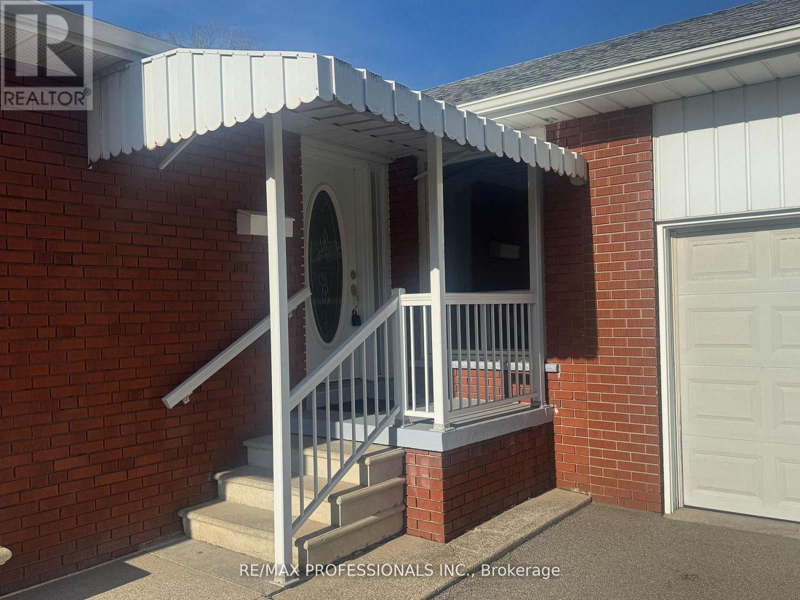 7 PETTIT DRIVE Image 3