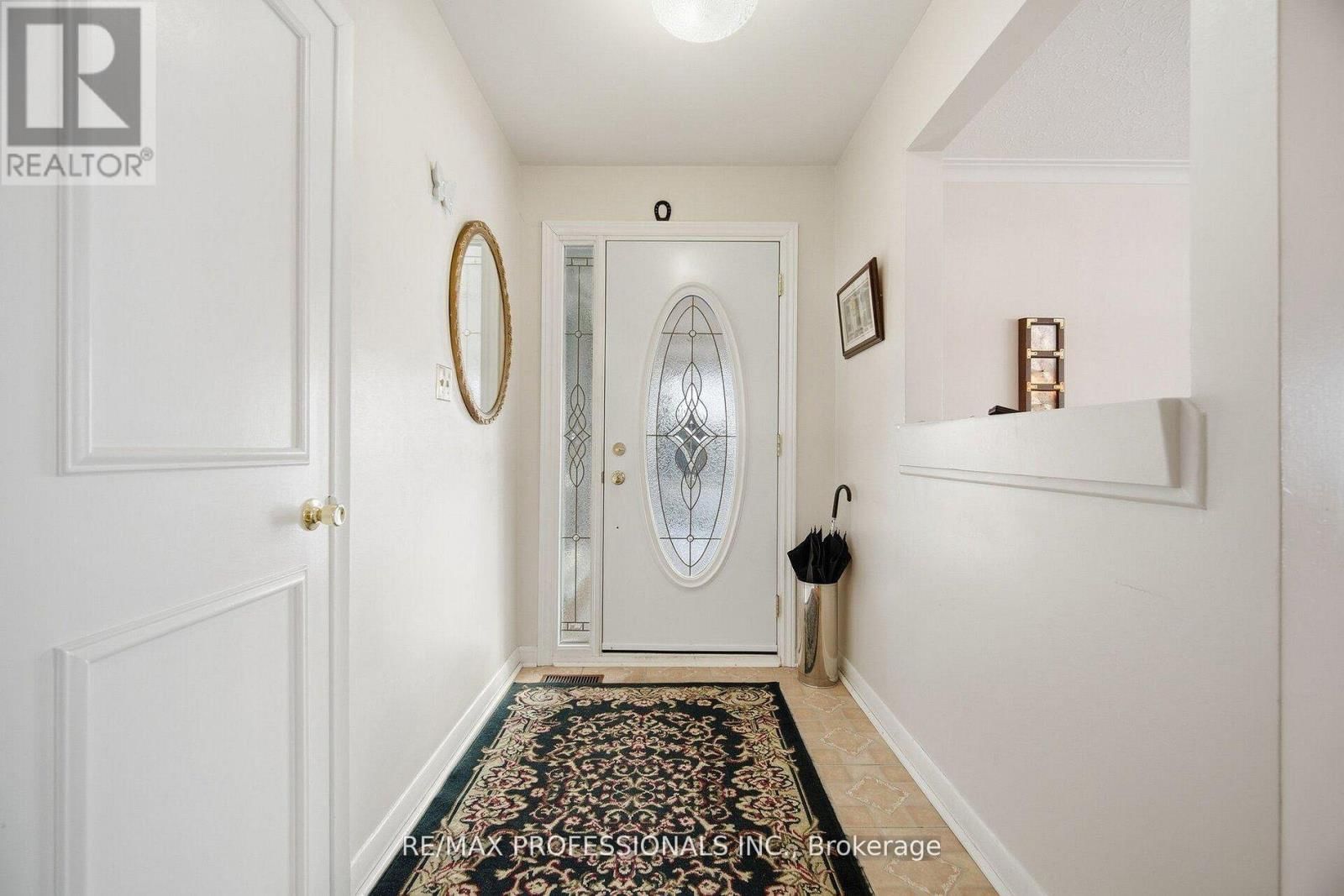 7 PETTIT DRIVE Image 5