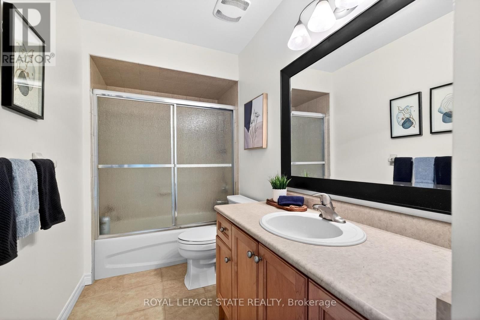 2261 GROUSE LANE Image 32