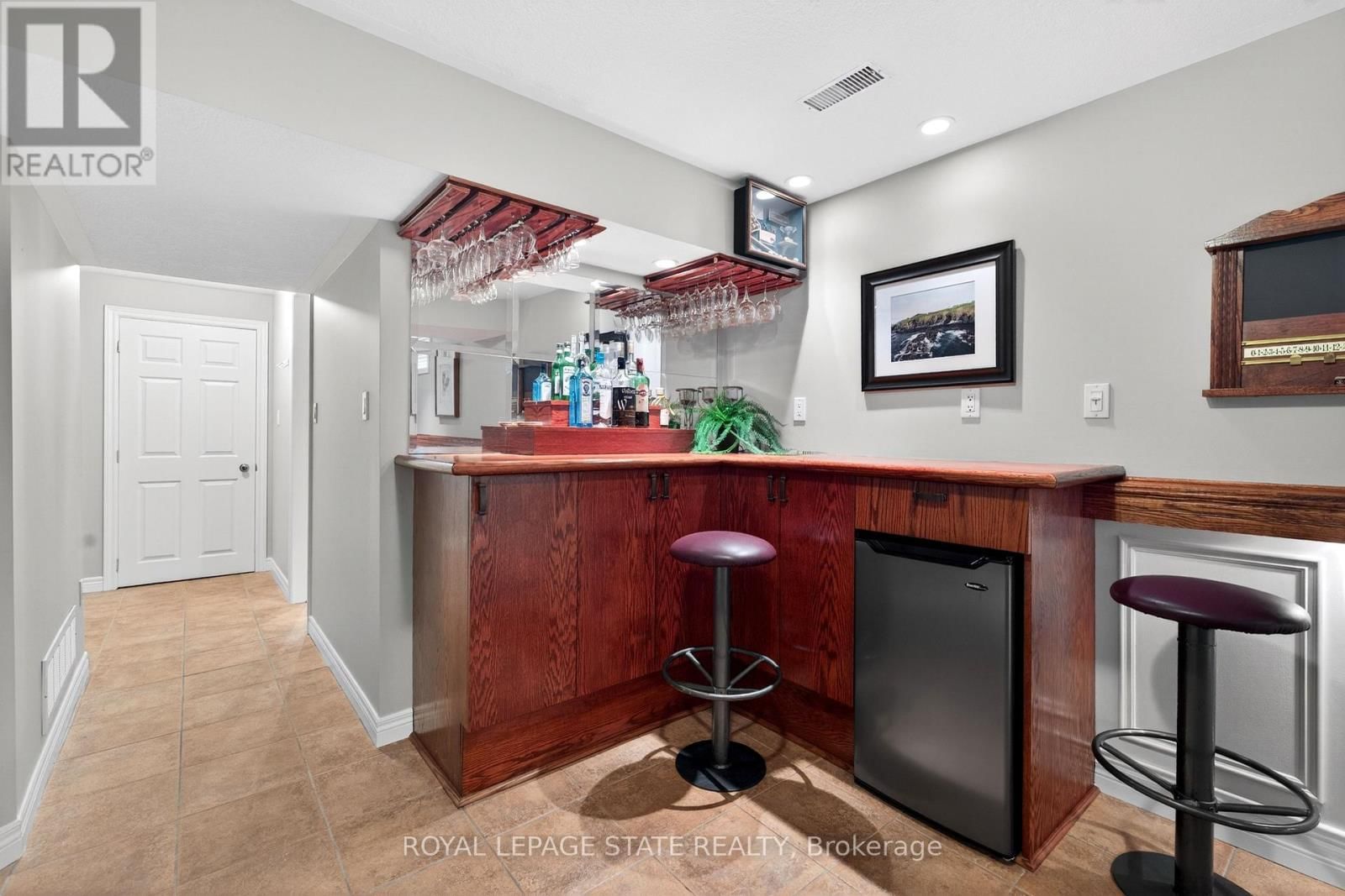 2261 GROUSE LANE Image 36