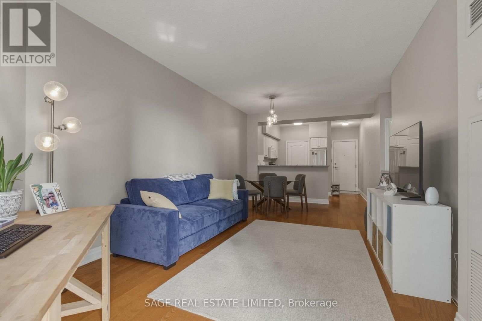 510 - 2119 LAKESHORE BOULEVARD WEST Image 8