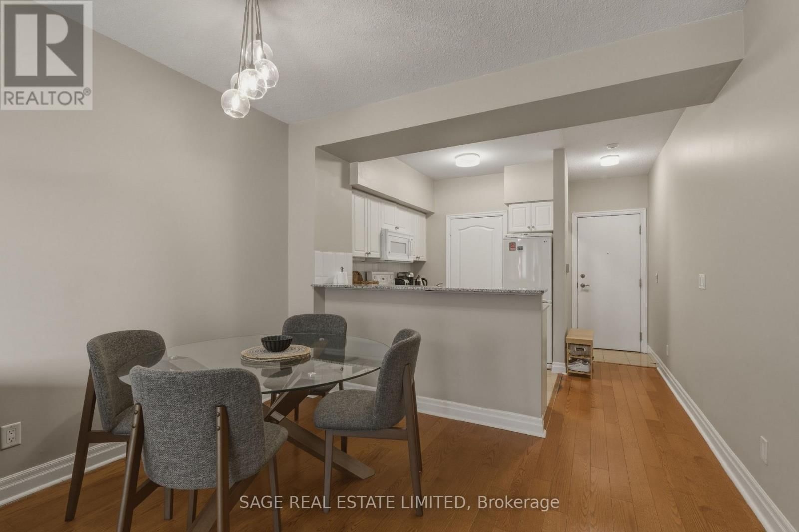 510 - 2119 LAKESHORE BOULEVARD WEST Image 9