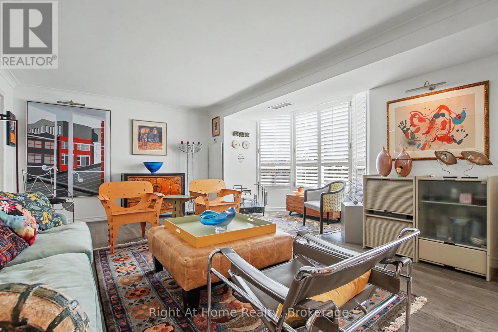 405 - 2121 LAKESHORE ROAD Image 10