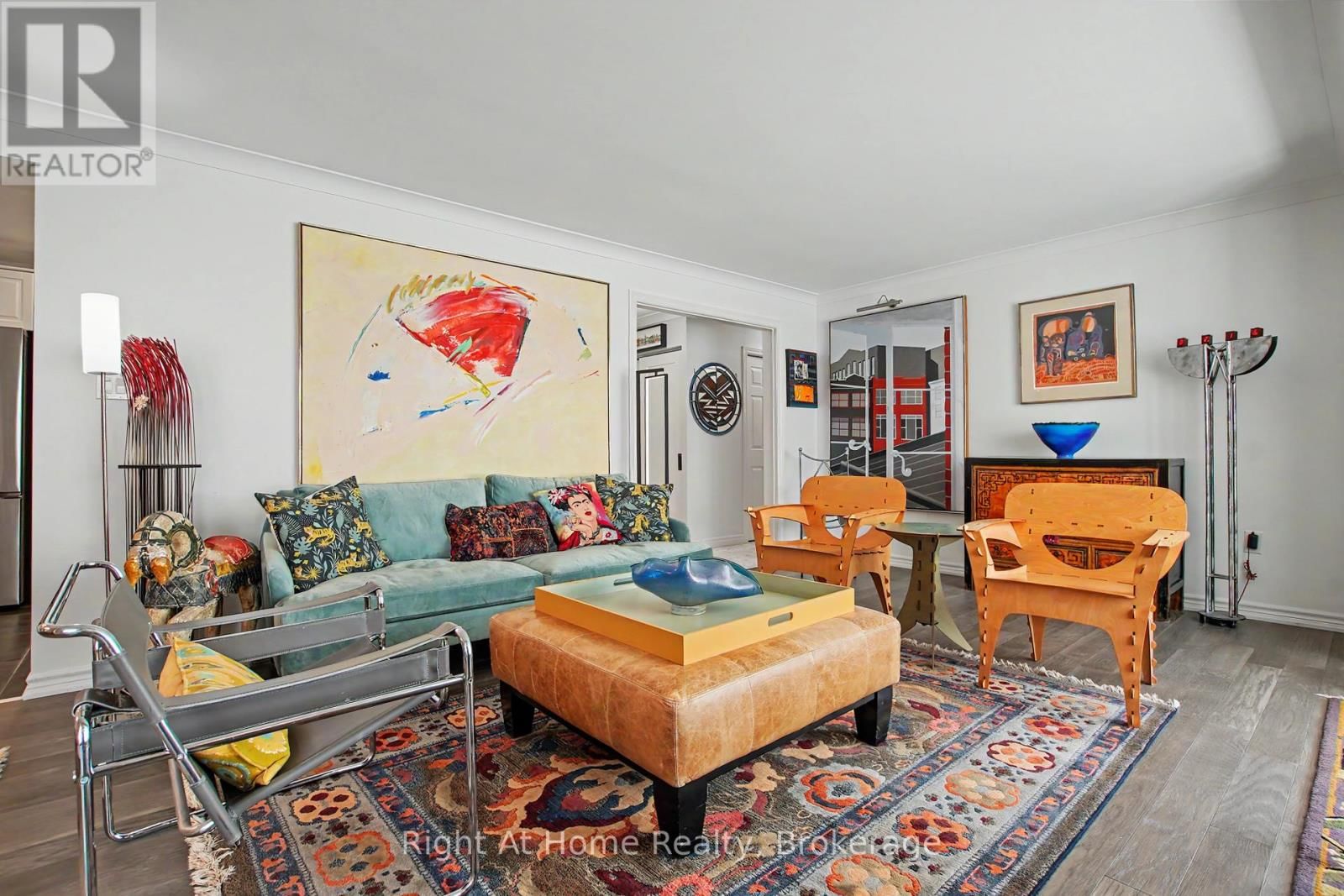 405 - 2121 LAKESHORE ROAD Image 12