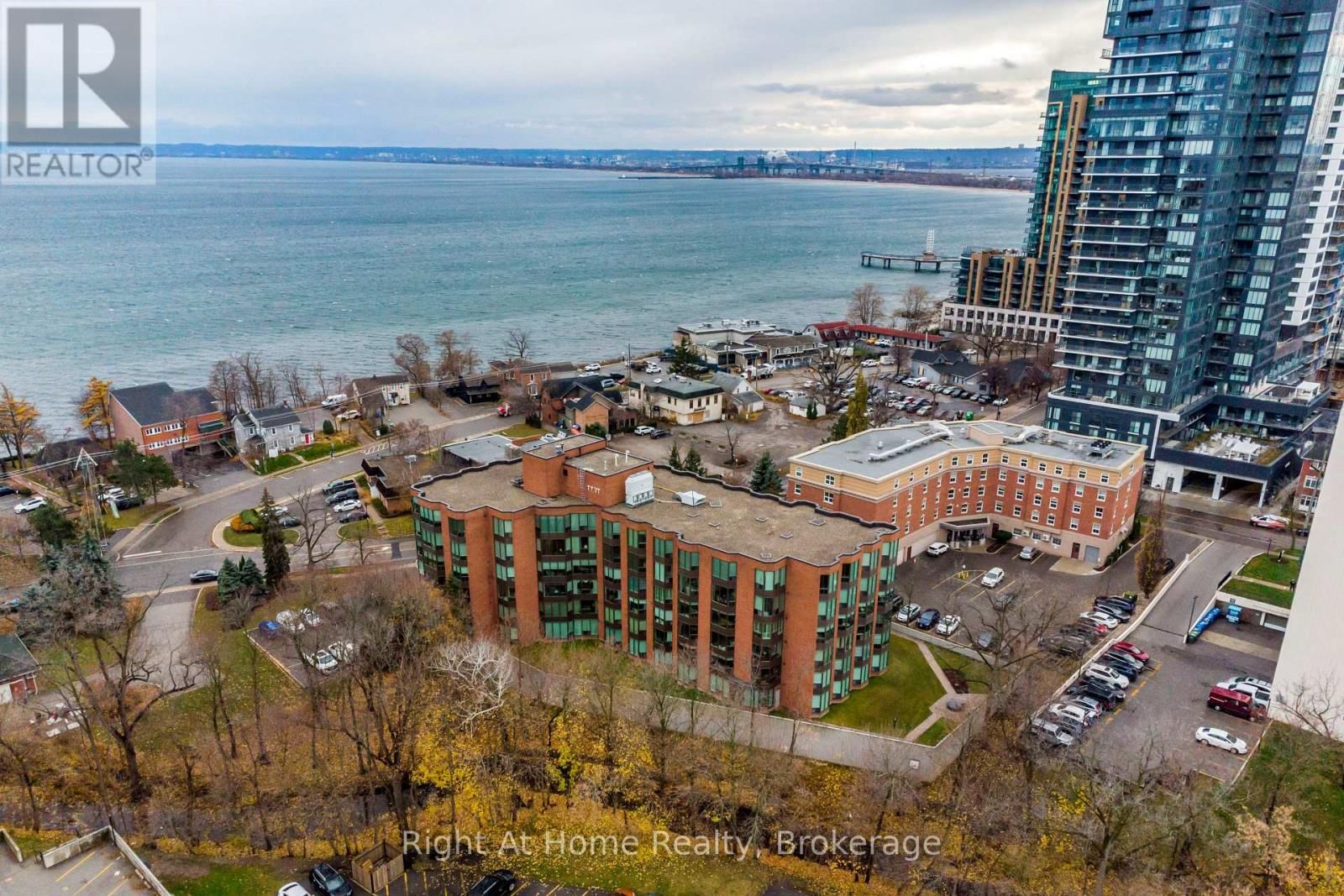 405 - 2121 LAKESHORE ROAD Image 34