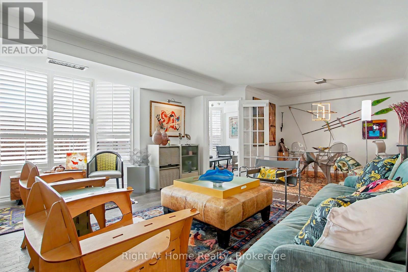 405 - 2121 LAKESHORE ROAD Image 9