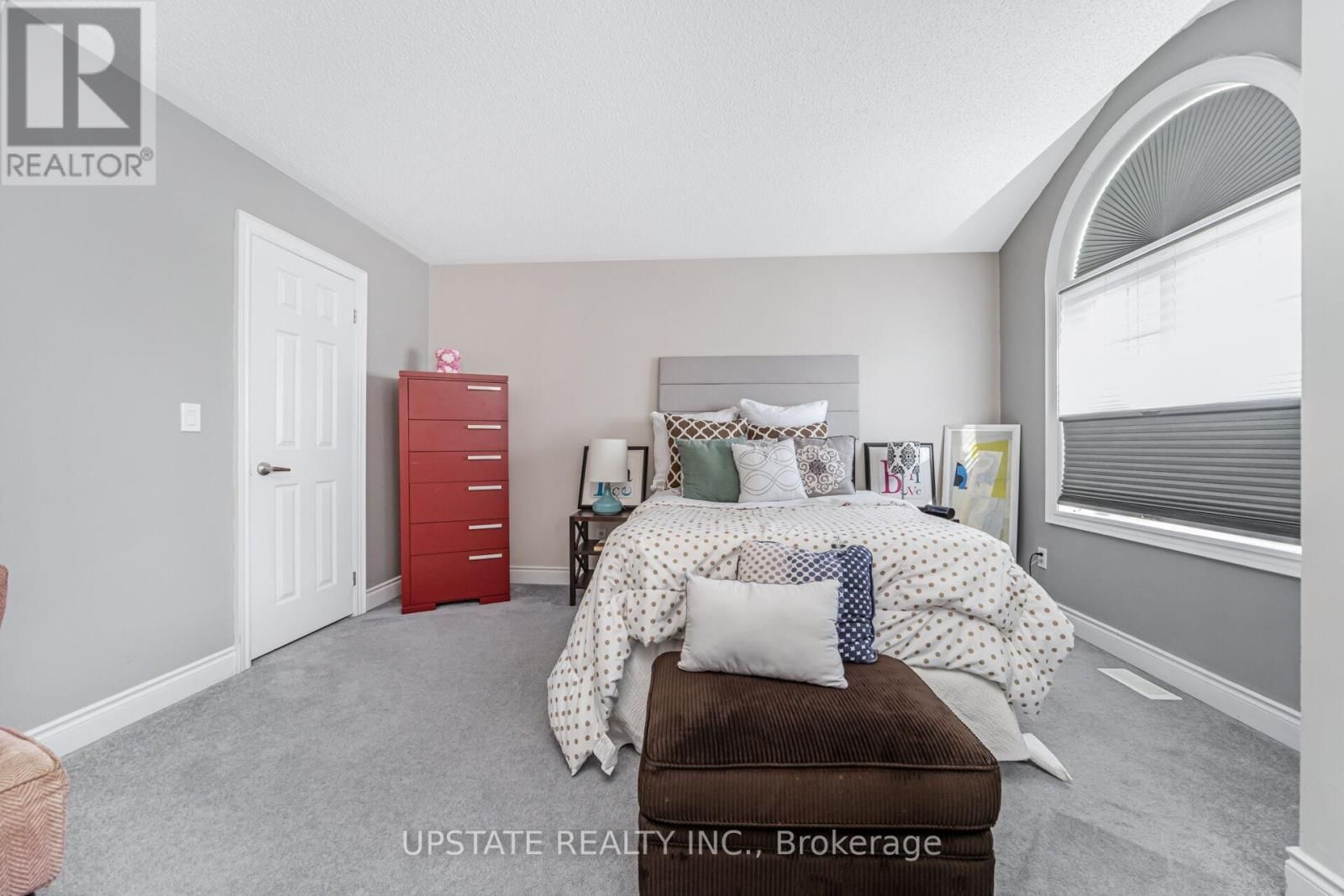 5 DILLON DRIVE Image 28