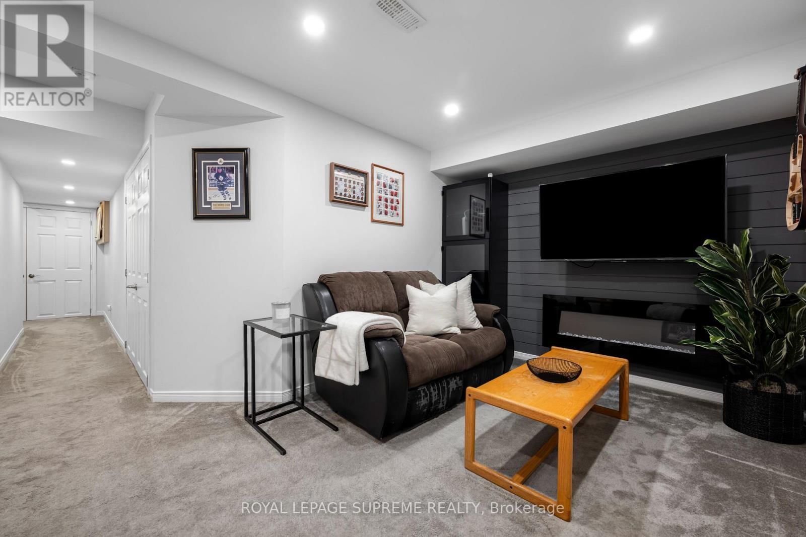 31 - 31 ORANGE MILL COURT Image 40