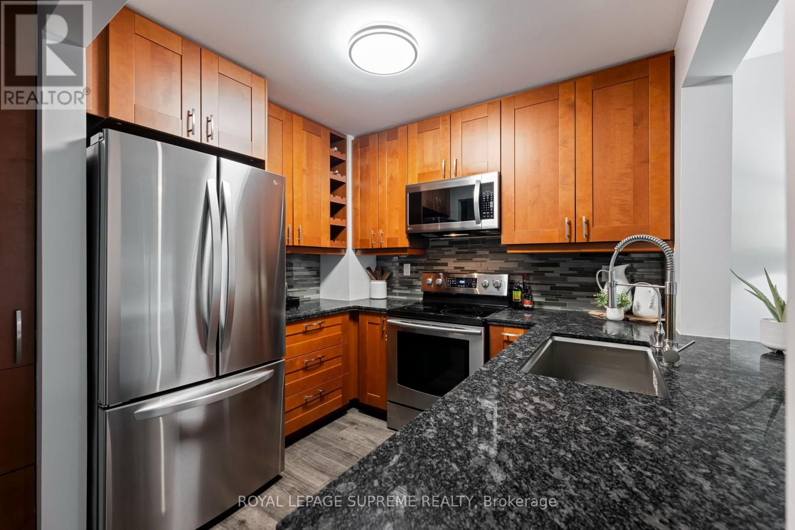 31 - 31 ORANGE MILL COURT Image 7