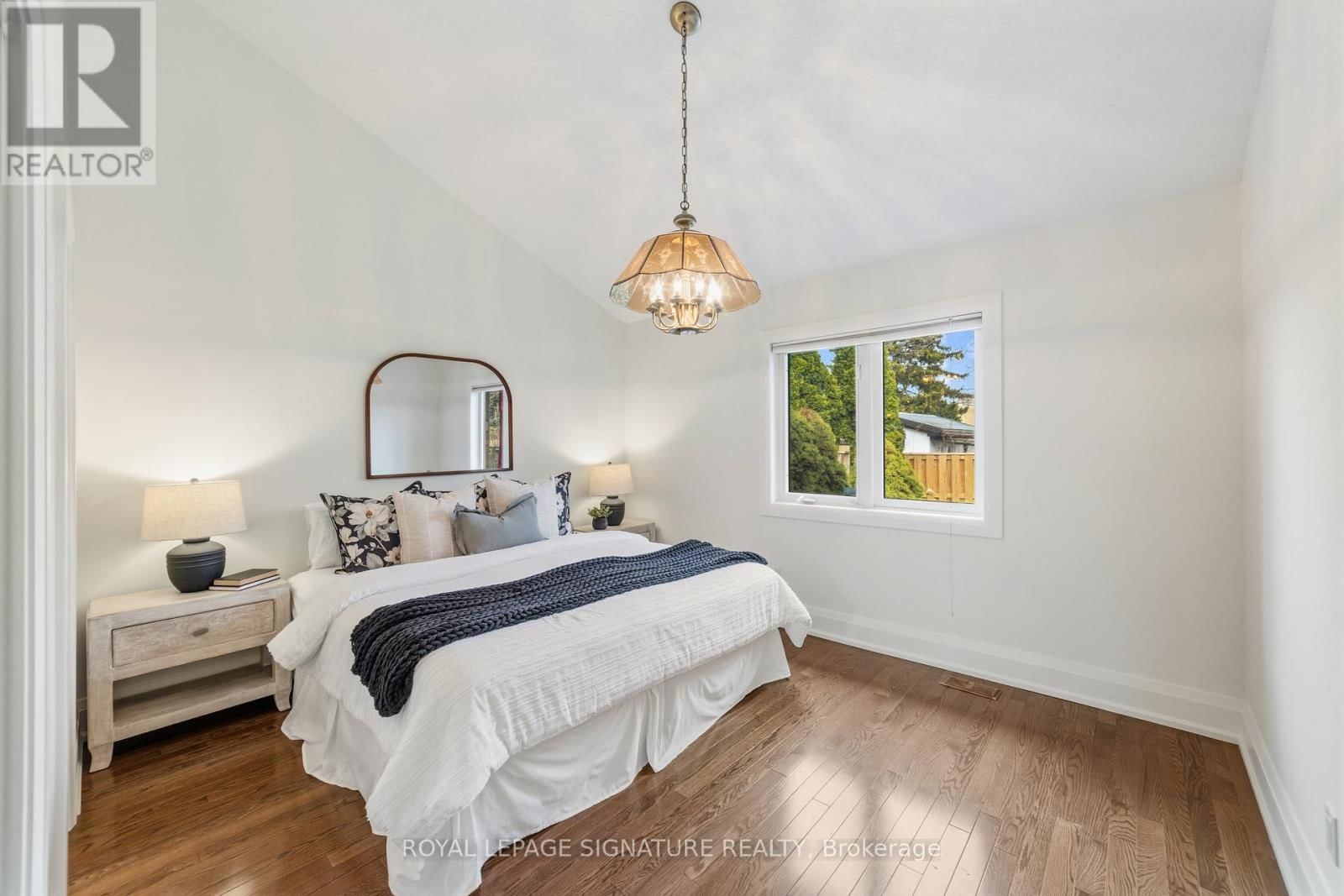 41 - 223 REBECCA STREET Image 16