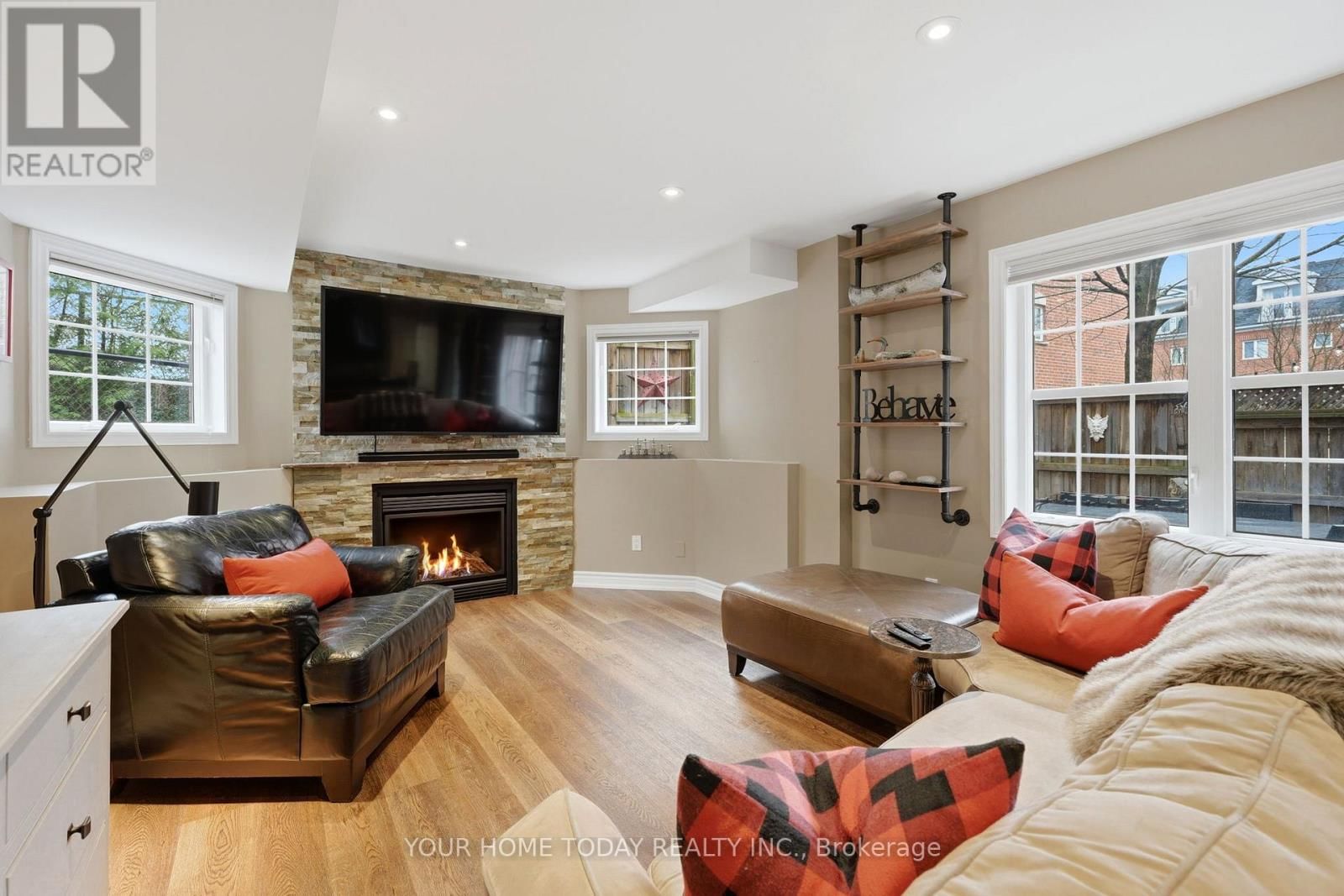 24 WESLEYAN STREET Image 31