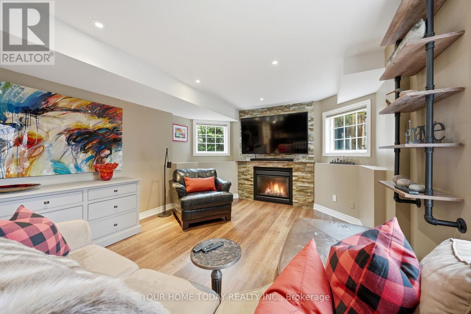 24 WESLEYAN STREET Image 33