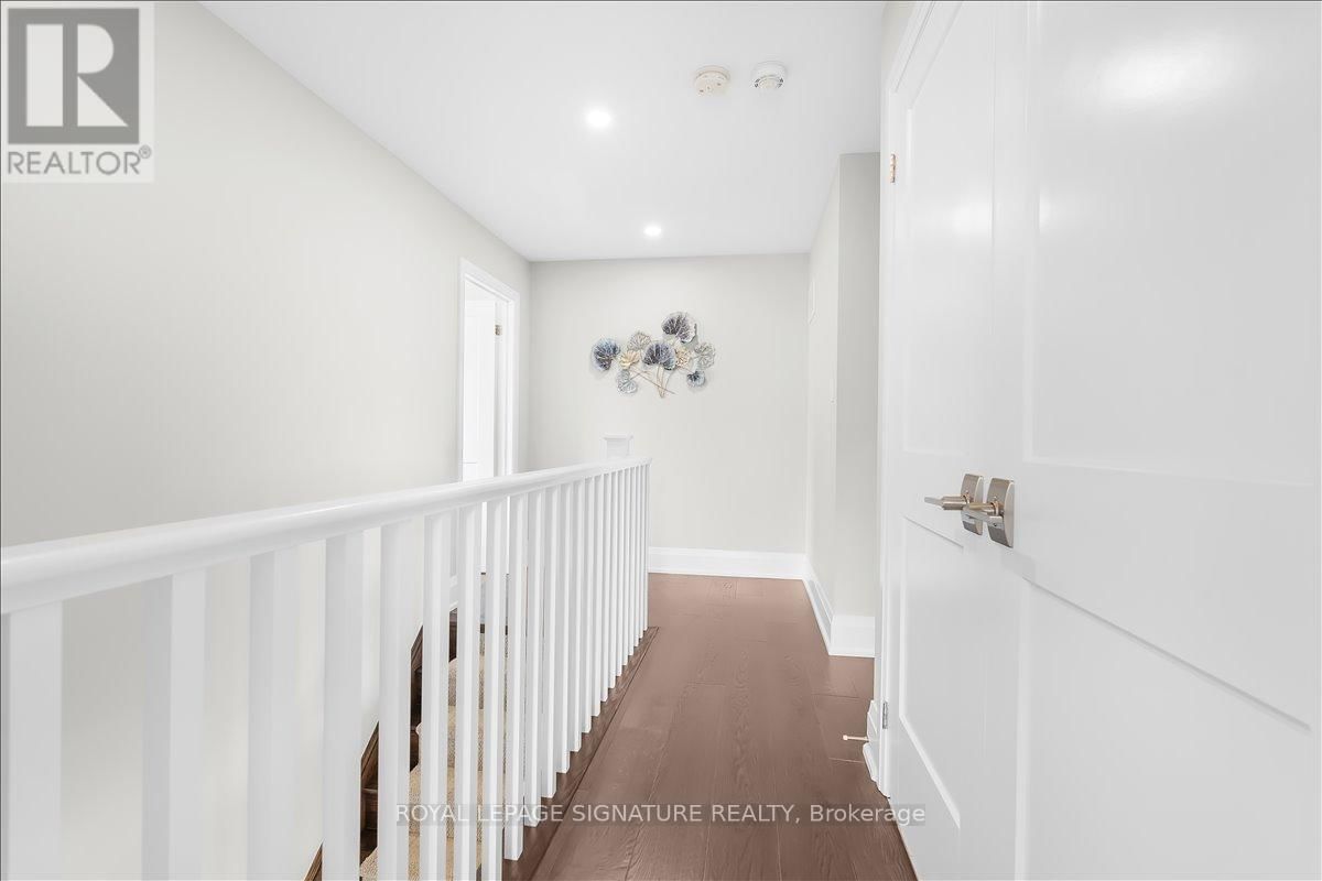 19 - 3042 CREEKSHORE COMMON Image 13