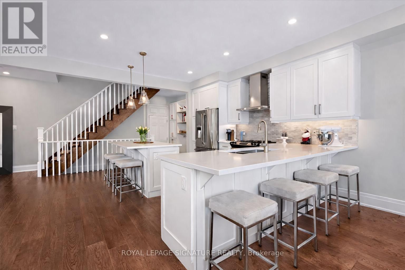 19 - 3042 CREEKSHORE COMMON Image 7