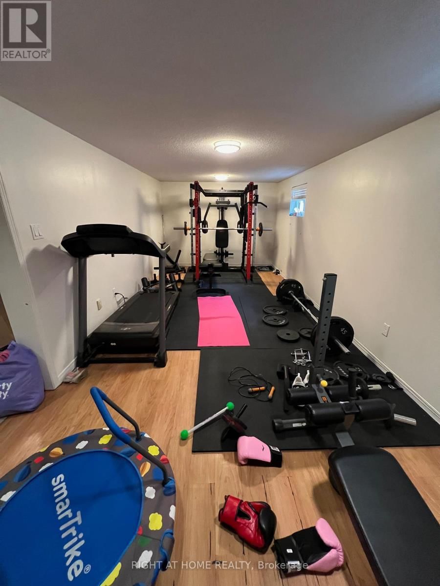 2516 PARMEER DRIVE Image 33