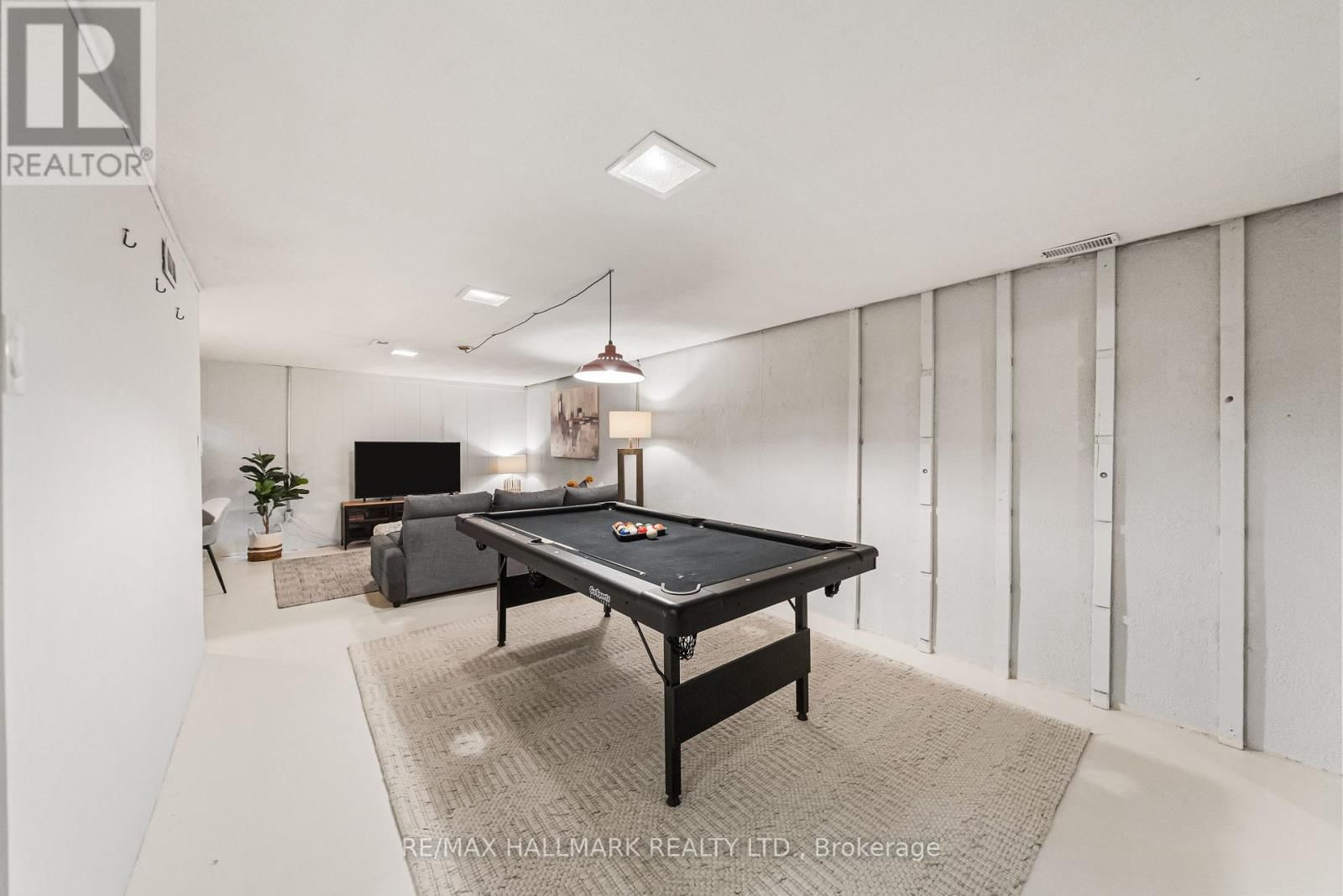 619 TIMBER LANE Image 24