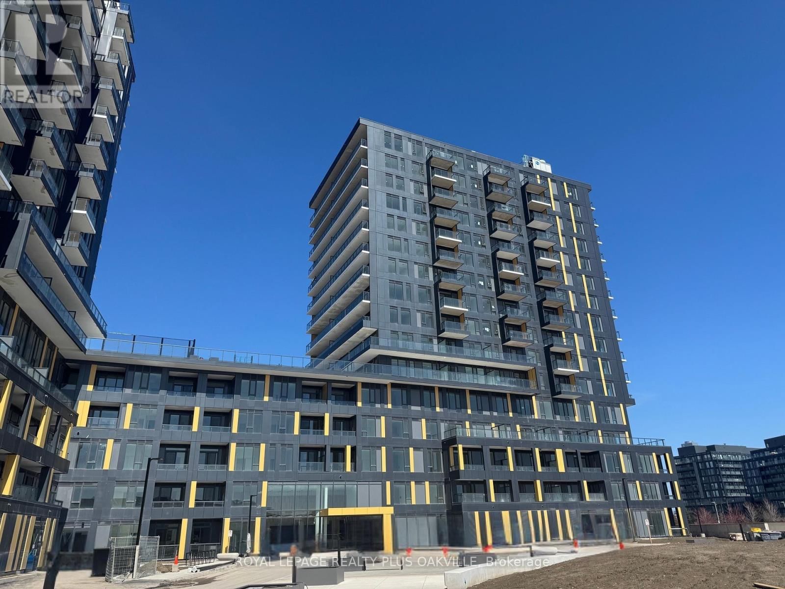 505 - 4878 POWERS COMMON Image 1