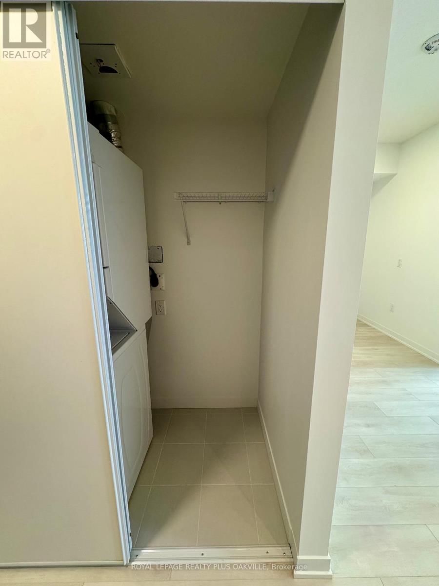 505 - 4878 POWERS COMMON Image 15