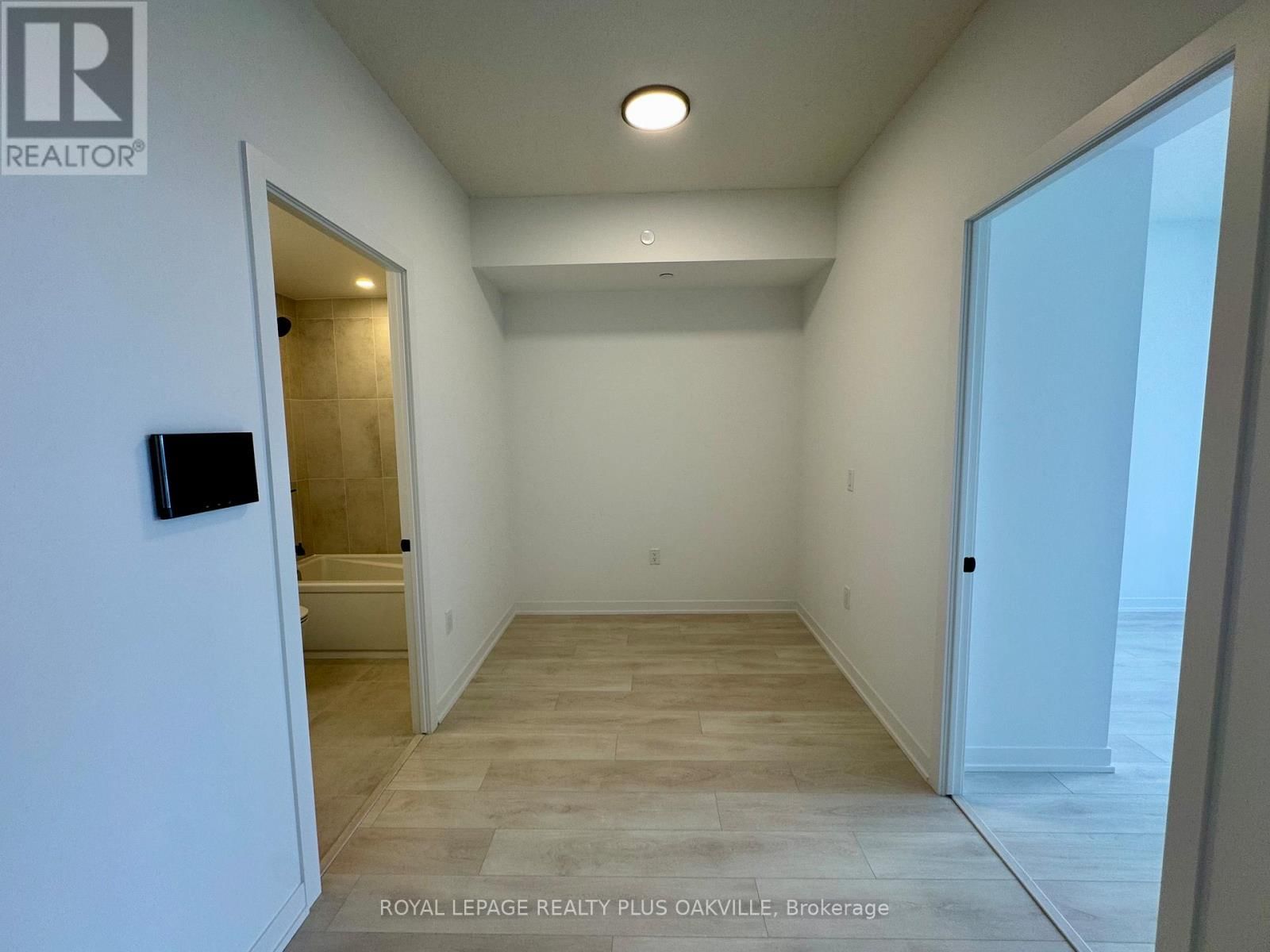 505 - 4878 POWERS COMMON Image 16