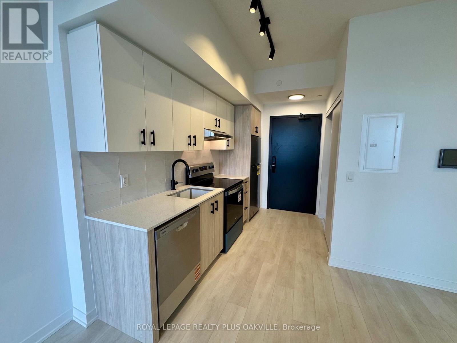 505 - 4878 POWERS COMMON Image 9