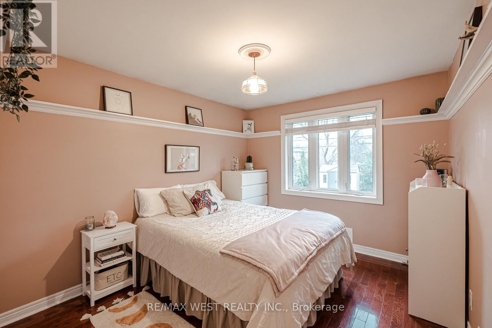 17 SAYBROOK AVENUE Image 17