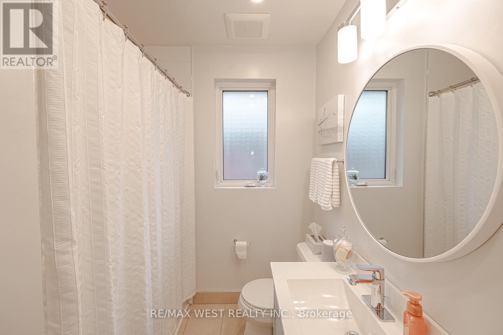 17 SAYBROOK AVENUE Image 19