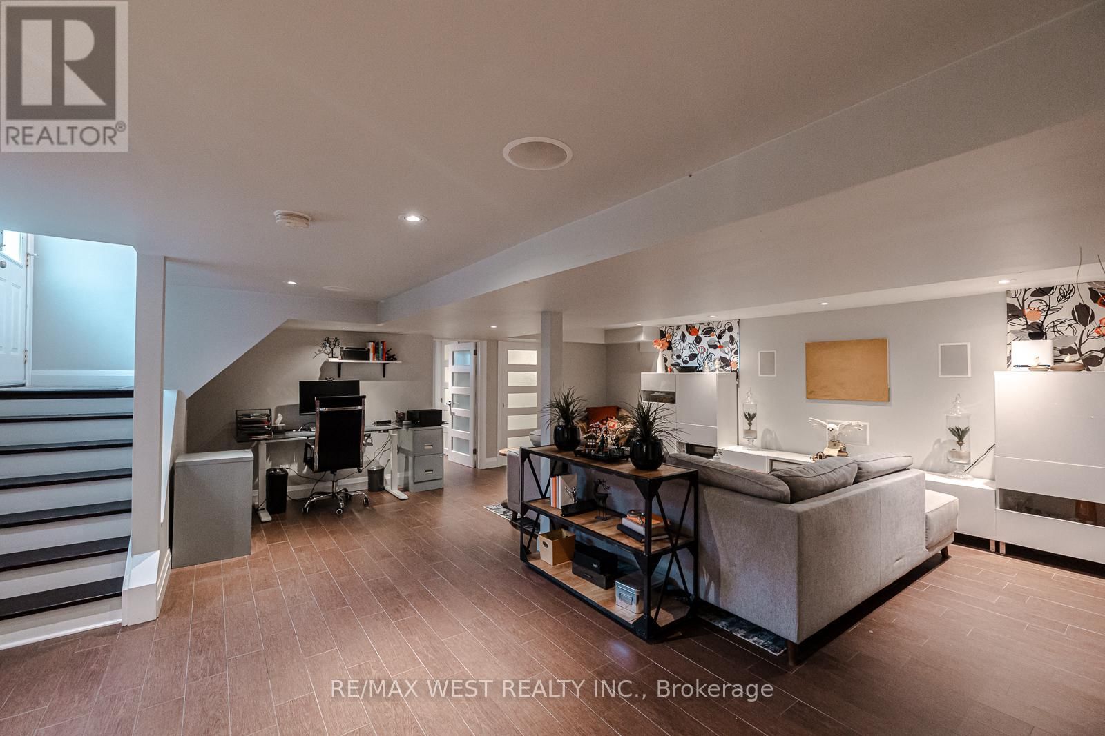 17 SAYBROOK AVENUE Image 25