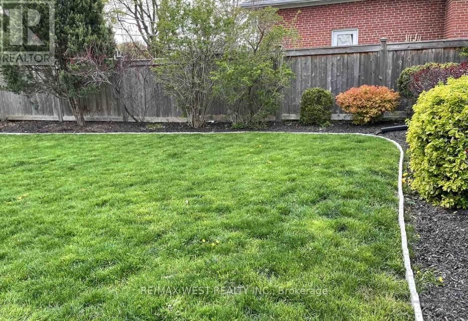 17 SAYBROOK AVENUE Image 34