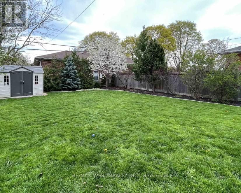 17 SAYBROOK AVENUE Image 35