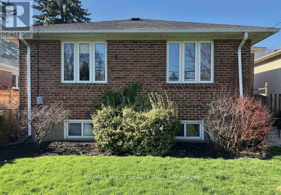 17 SAYBROOK AVENUE Image 36