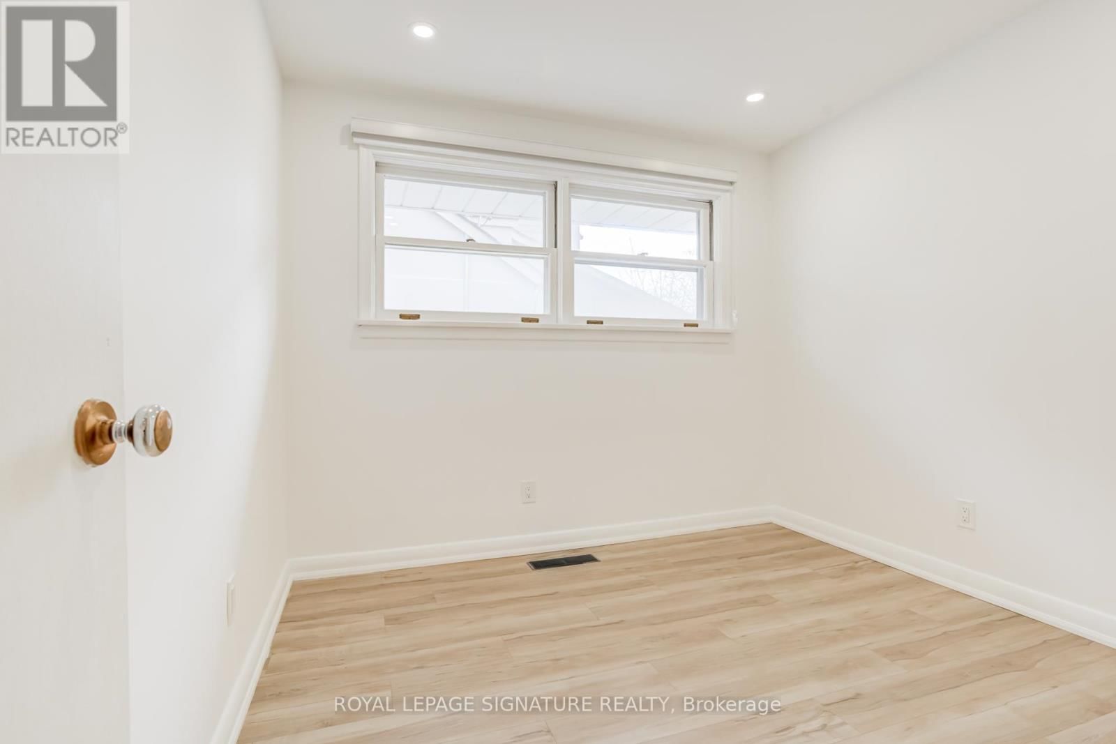 47 TREMONT ROAD Image 12