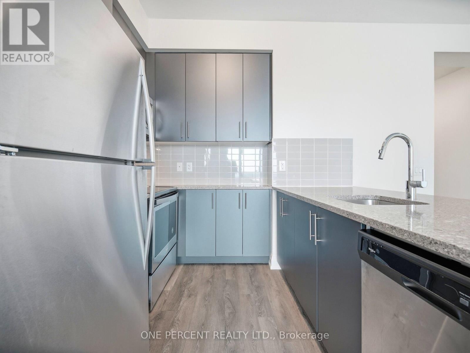 811 - 65 YORKLAND BOULEVARD Image 10