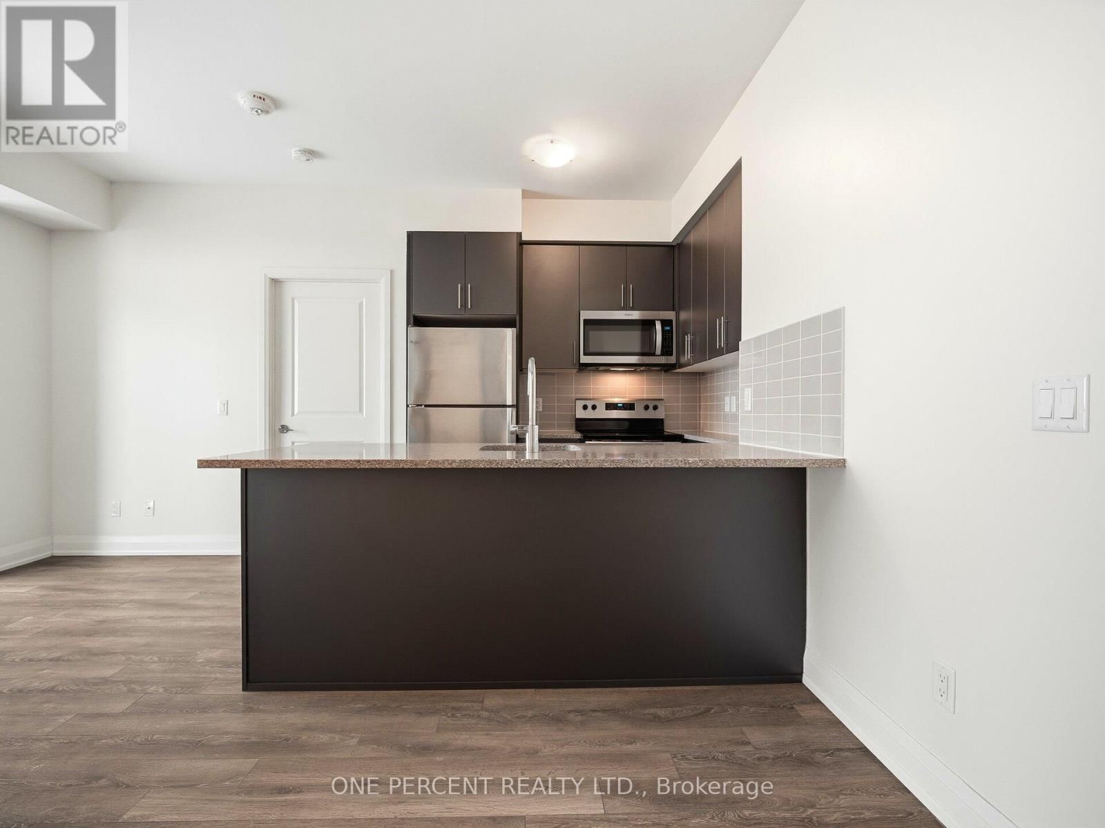 811 - 65 YORKLAND BOULEVARD Image 13