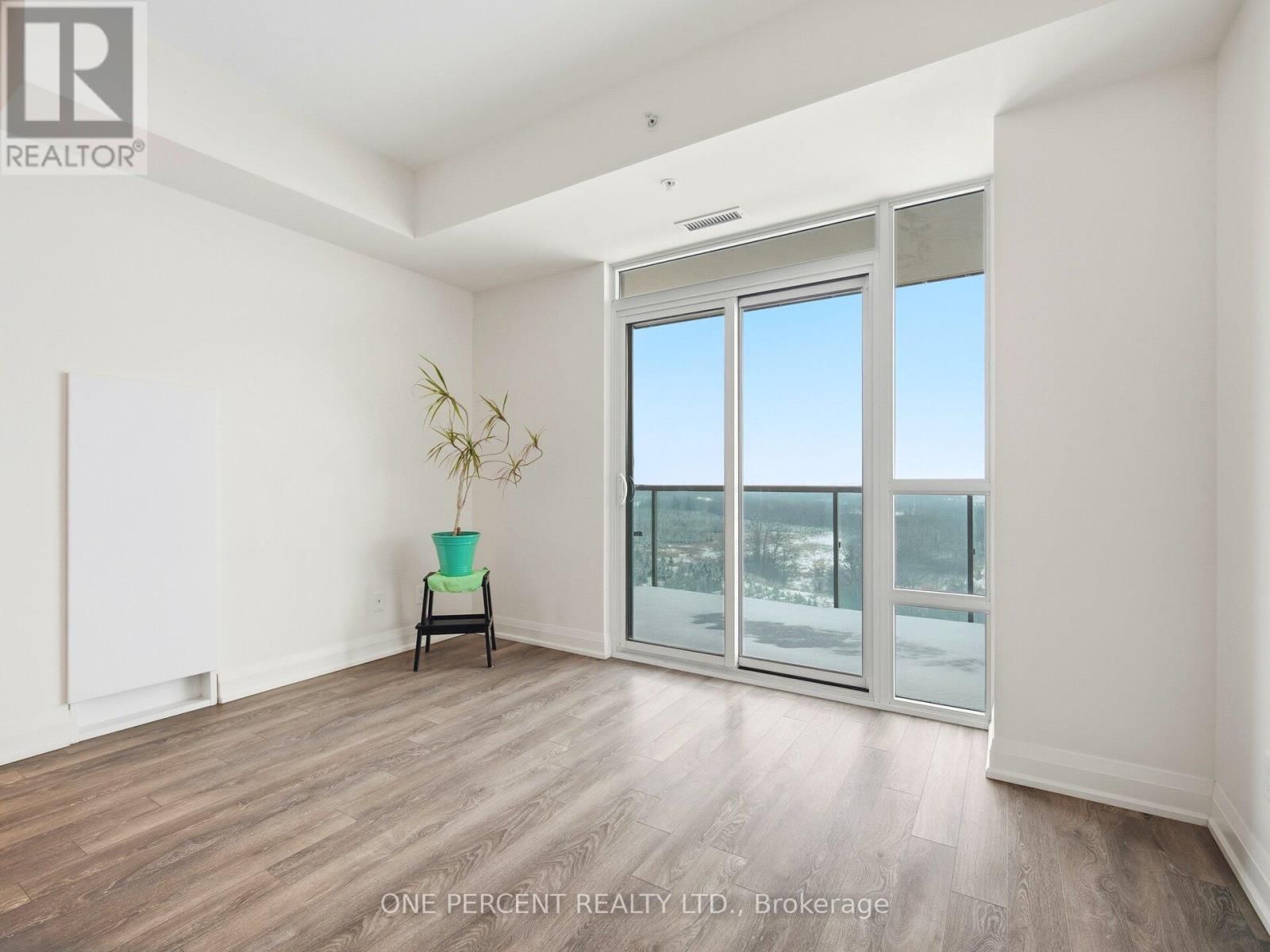 811 - 65 YORKLAND BOULEVARD Image 16