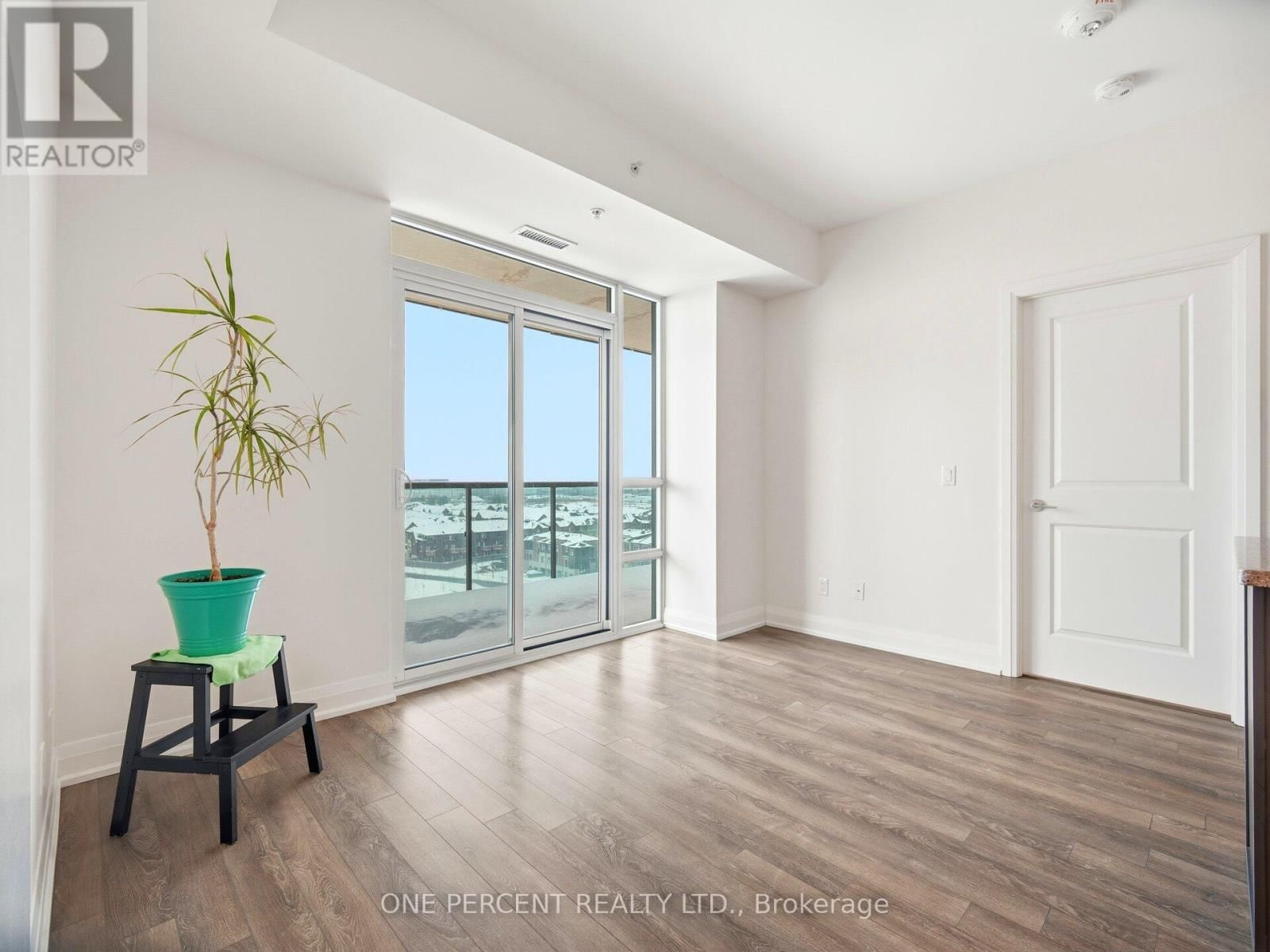 811 - 65 YORKLAND BOULEVARD Image 17